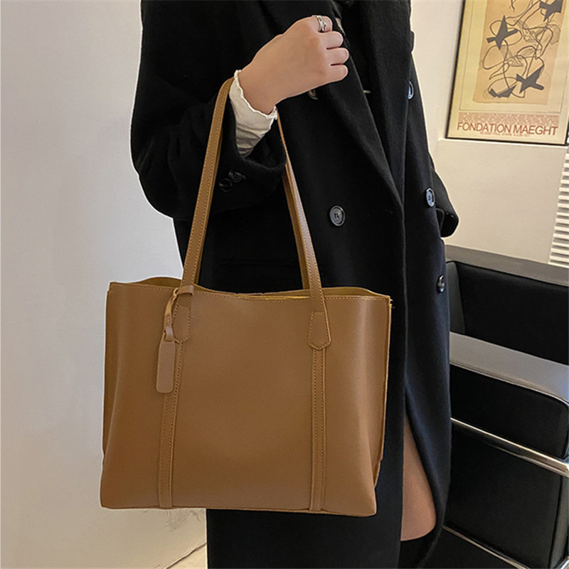 클래식 블랙 인조 가죽 토트백, 대용량 핸드백 숄더백, - Leather Work Handbag 리뷰 및 가격